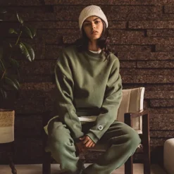 F ICONIC CREW LEAF