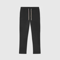 F ICONIC STRAIGHT BLACK