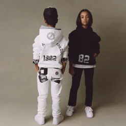 KID 82 OVERJOGG OFF WHITE