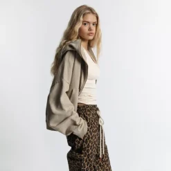 LE CARPENTER LEOPARD