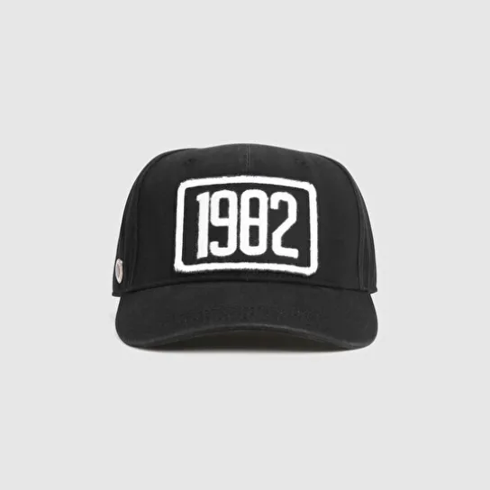 1982 PATCH CAP BLACK