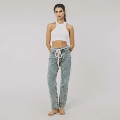 VINTAGE FIT SNOW